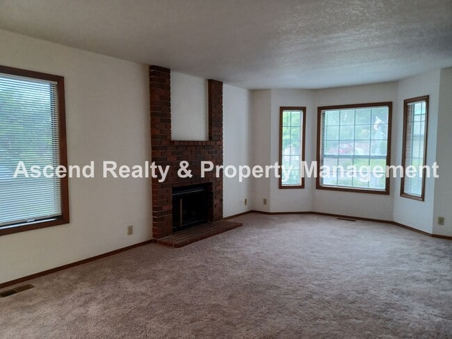 Photo - Ready Immediately Summer Lake 3 Bed on Corner Lot, Fenced Yard, Primary Bed on Main Level