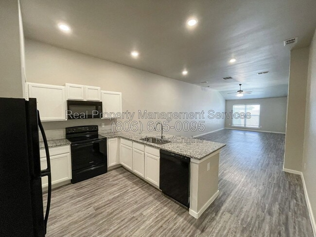 Photo - 2103 N Avenue J