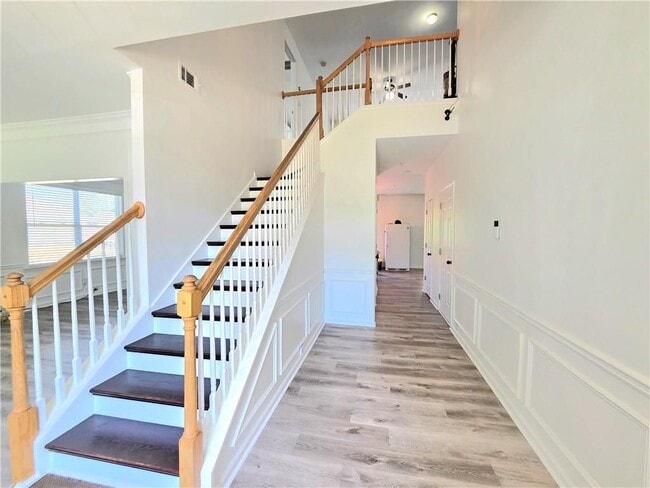 1140 Foxcroft Dr
