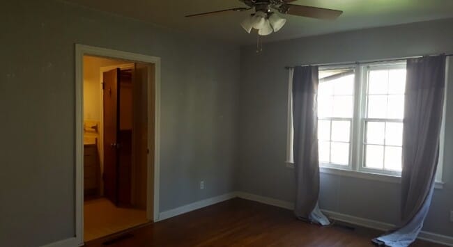 Photo - 2030 W Admiral Ave