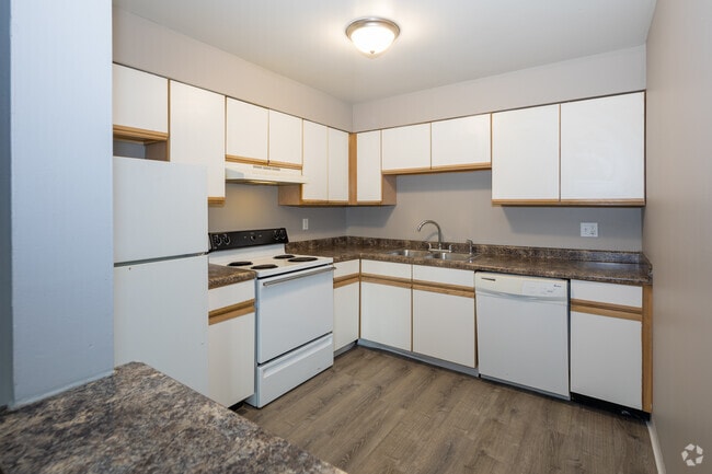 1HAB, 1BA - 750 ft² - Cypress Pointe