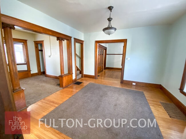 Photo - 714 Veto St NW