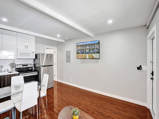 906 N Riverside Dr Unit SI ID1503946P