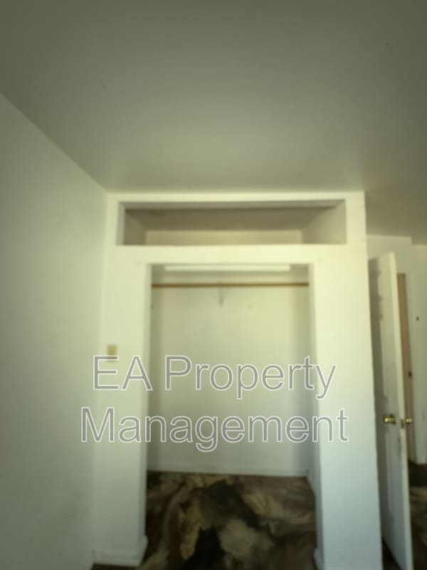 Photo - 1367 Young Ave SW