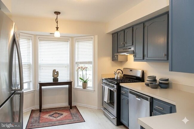 Photo - 109 Delamere Dr Unit 7