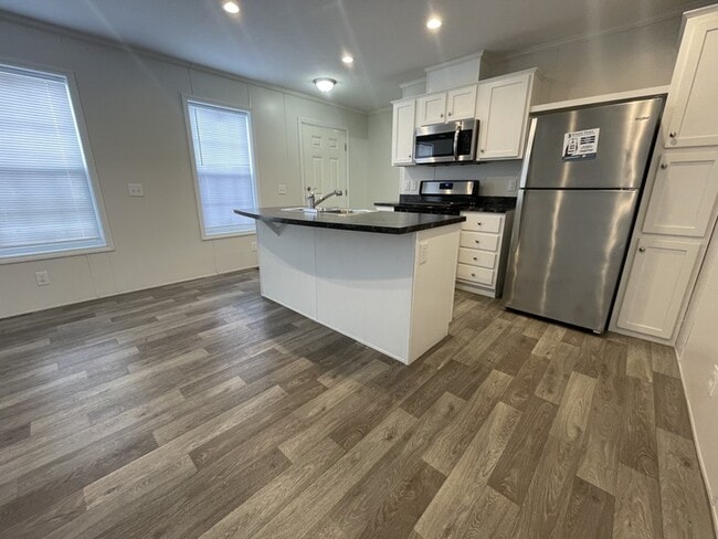 Photo - 38171 Ducharme Dr