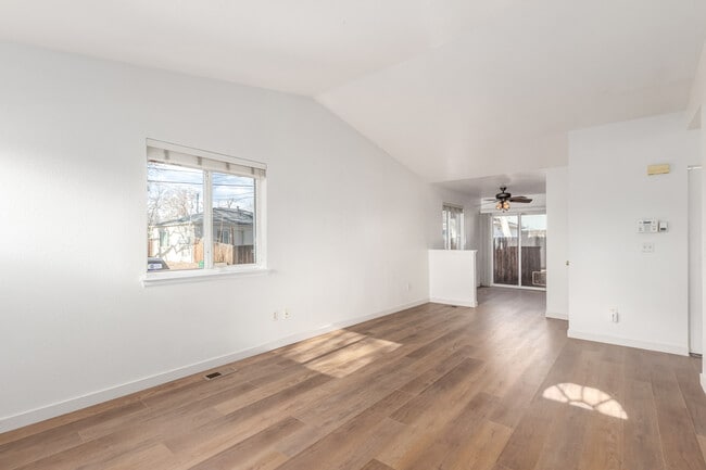 Photo - 3249 N Madison St