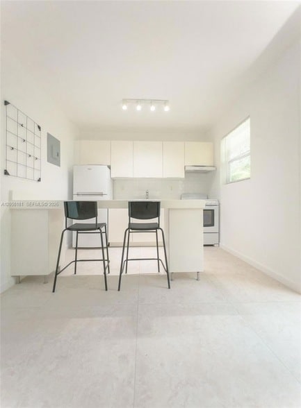 Photo - 3676 Oak Ave Unit 6