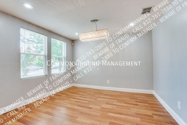 Photo - 615 Ragwood Rd