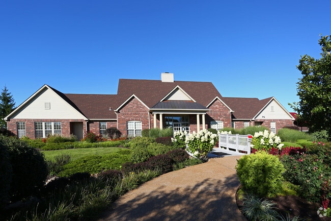 2023 Waterways Luxury Apartment Rentals Clubhouse - The Waterways of Lake Saint Louis Apartments