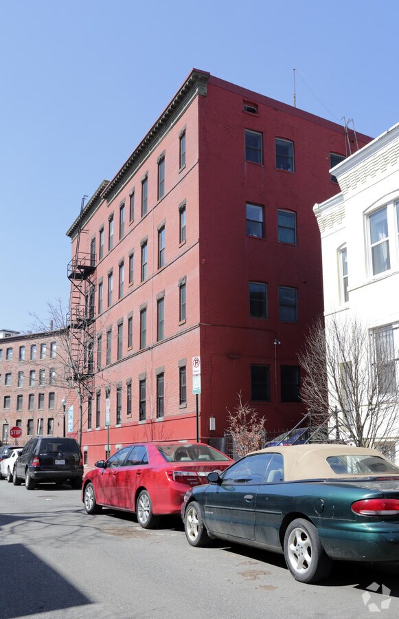 Photo - 1929 18th St NW