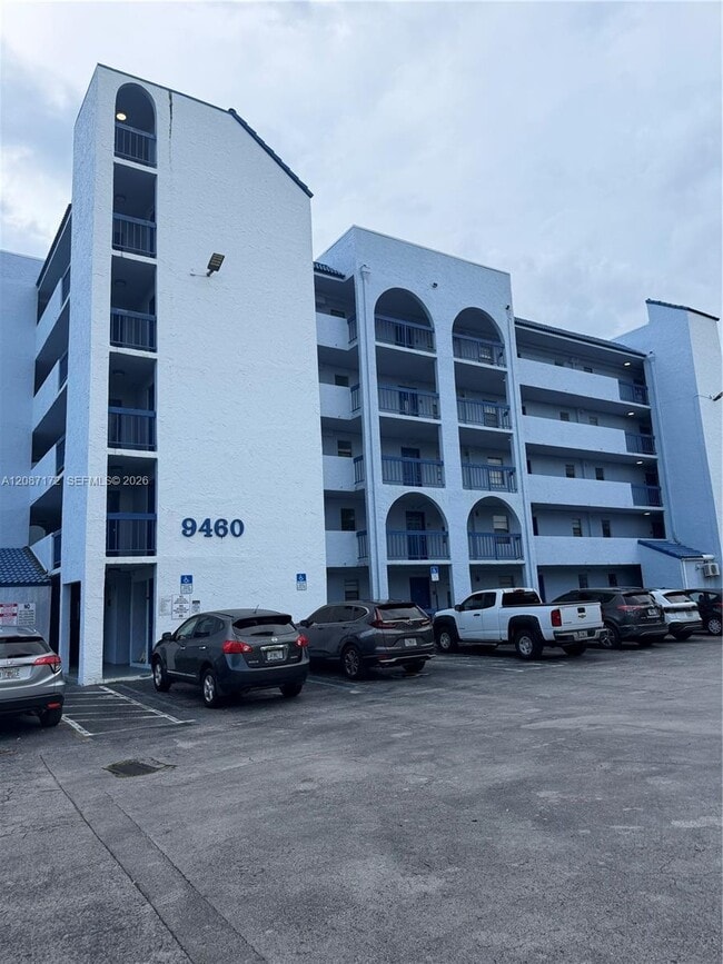 Building Photo - 9460 Fontainebleau Blvd Unit 433