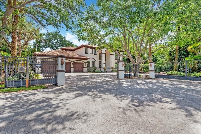 Photo - 5621 SW 68th Ct