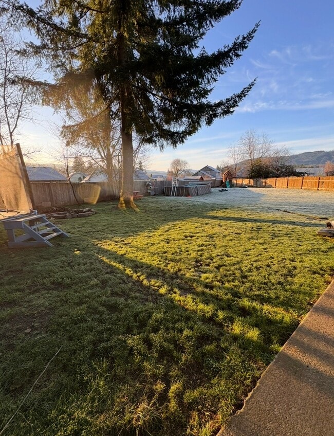Photo - 107 S Pine Dr