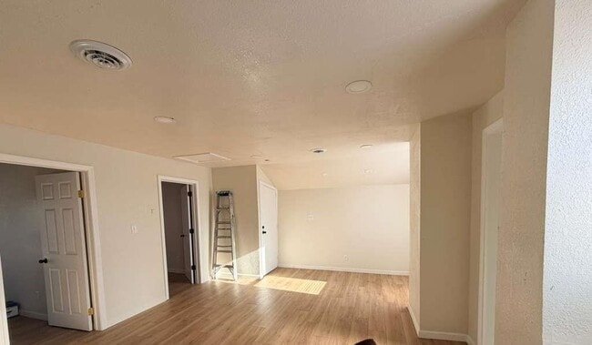 Photo - 653A W Bruce St - EKO Homes | Fully Renovated 2 bedroom Unit for Rent
