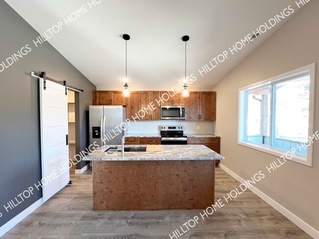 Photo - 61 Hilltop Rd