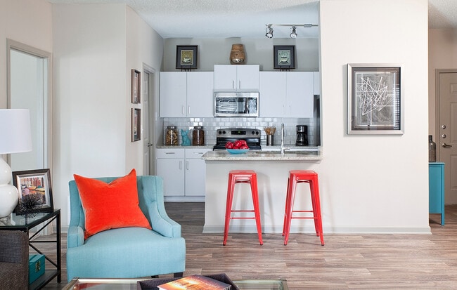 Building Photo - 1000 Spalding