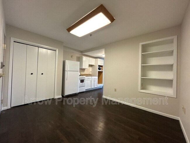 Photo - 180 Poppe Dr