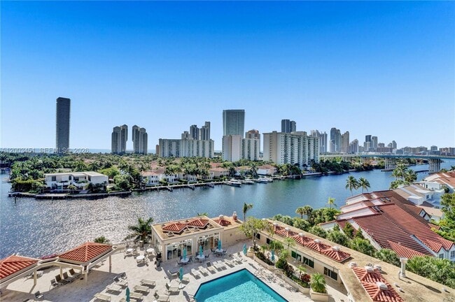 Building Photo - 19667 Turnberry Way Unit 9B