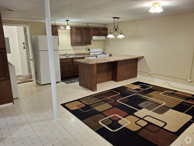 Building Photo - 1202 1st Ave Rental