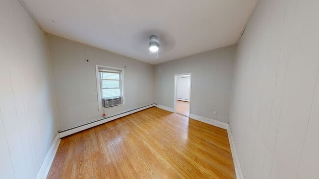 Photo - Winter Hill freshly renovated two bedroom ...