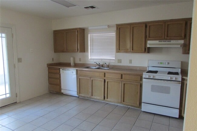 Photo - 2428 Pso Cisne