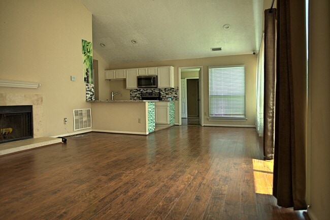Photo - 7219 Caddo Lake Ln