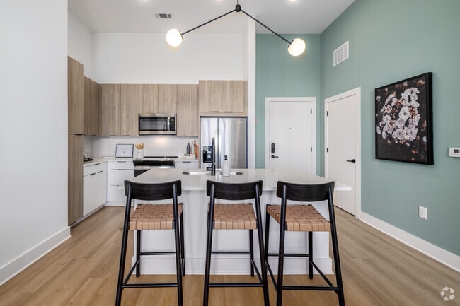 2BR, 2BA
