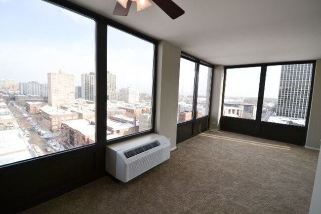 Photo - 4334 N Sheridan Rd Unit M06R