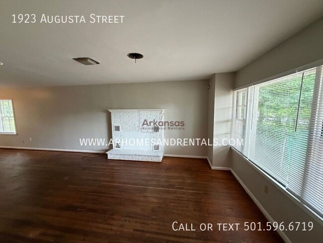 Photo - 1923 Augusta St