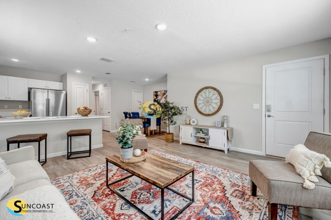 Building Photo - 6451 Breezy Oaks Wy Rental