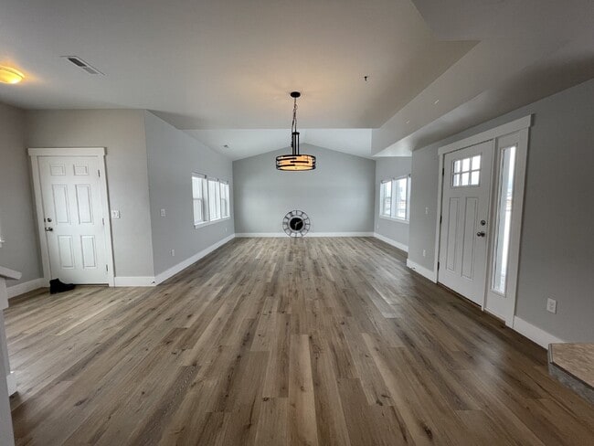 Photo - Practically New 3 Bedroom with Mountain Views!