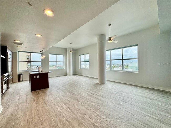 Photo - 1208 E Kennedy Blvd Condo Unit 834