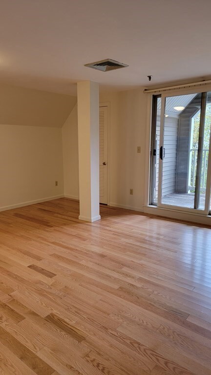 Photo - 996 East St Unit 6