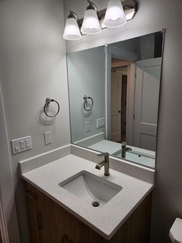 Photo - 4099 Brooks Ave NE Unit ( 4101 - CENTER  )