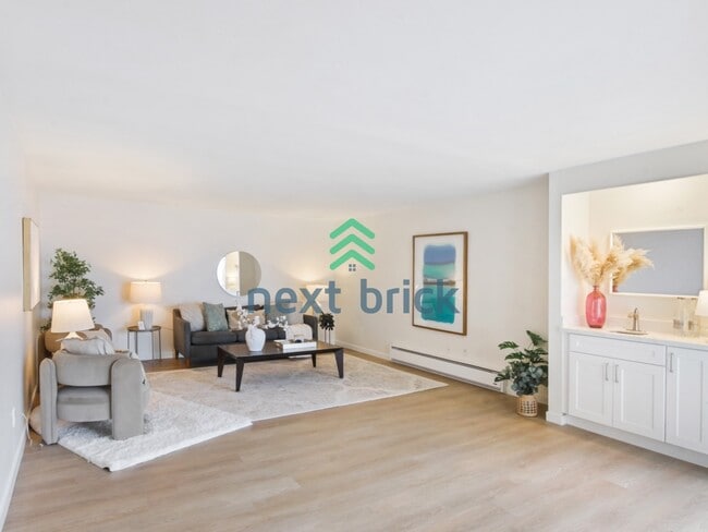Photo - 2 Bed and 2 Bath Exceptional Condo with Water View is Available for Rent! Unit 306