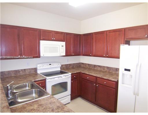 Photo - 9021 SW 227th St