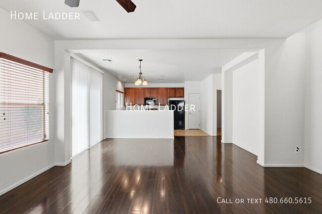 Photo - 1035 S Cheshire Ln
