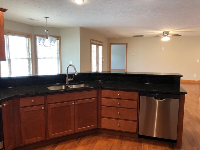 Photo - 17 Quiet Way