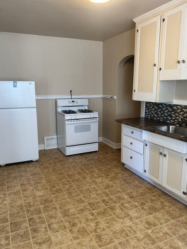 Photo - 1504 E 19th St Unit 1504 East 19th Street
