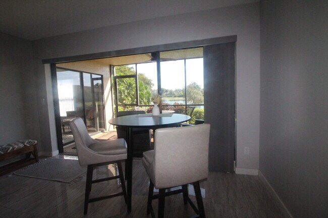 Photo - 505 Lake Louise Cir Unit 103