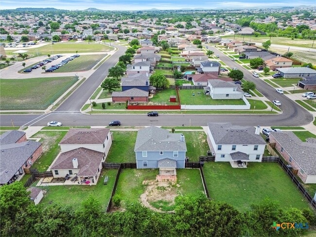 Building Photo - 5206 Oster Dr