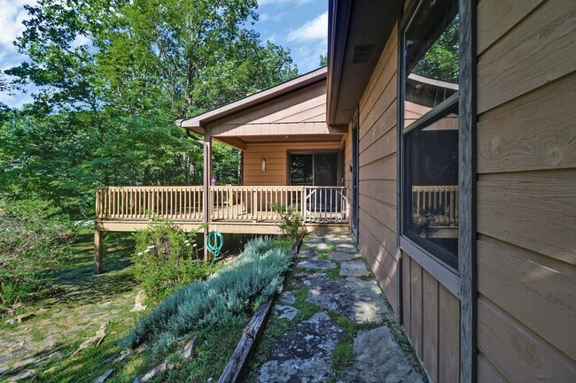 Photo - 3 bedroom / 2 bath on a private corner lot in Fairfield Glade