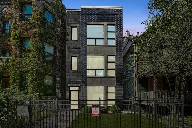 Photo - 4350 S Berkeley Ave Unit 3