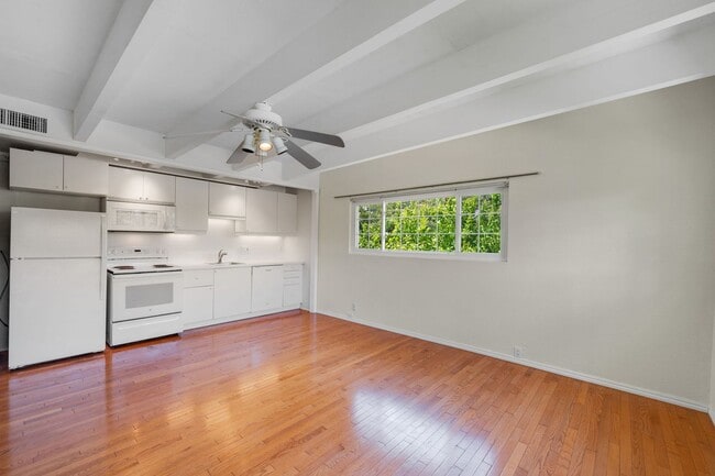Photo - Private 2-Bedroom Fair Oaks Duplex with Gated Driveway & Garage!