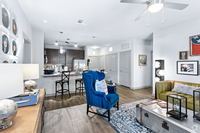 Pine 2BR,2BA - 1,150SF - Living Room