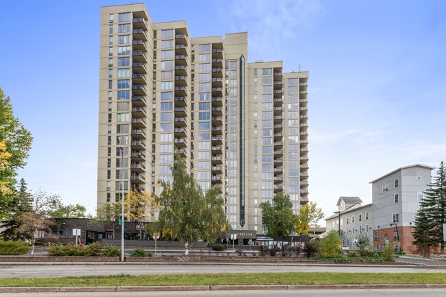 Photo - 10149-10149 Saskatchewan Dr NW