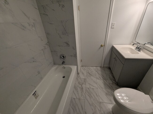 Photo - Beautiful Twin - Bells Corner