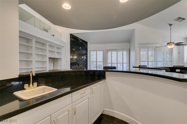 Photo - 174 Buena Ct