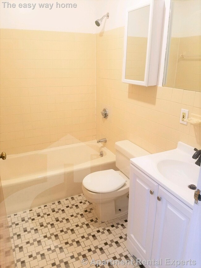 Photo - 4 Webster Ave Unit #2